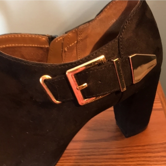 Aersoles Black booties with buckle - Picture 2 of 12